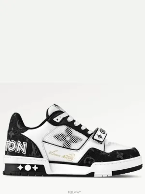 1ACP26 LV Trainer Sneakers