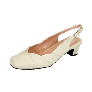 PEERAGE Eve Women's Wide Width Leather Slingback Pumps