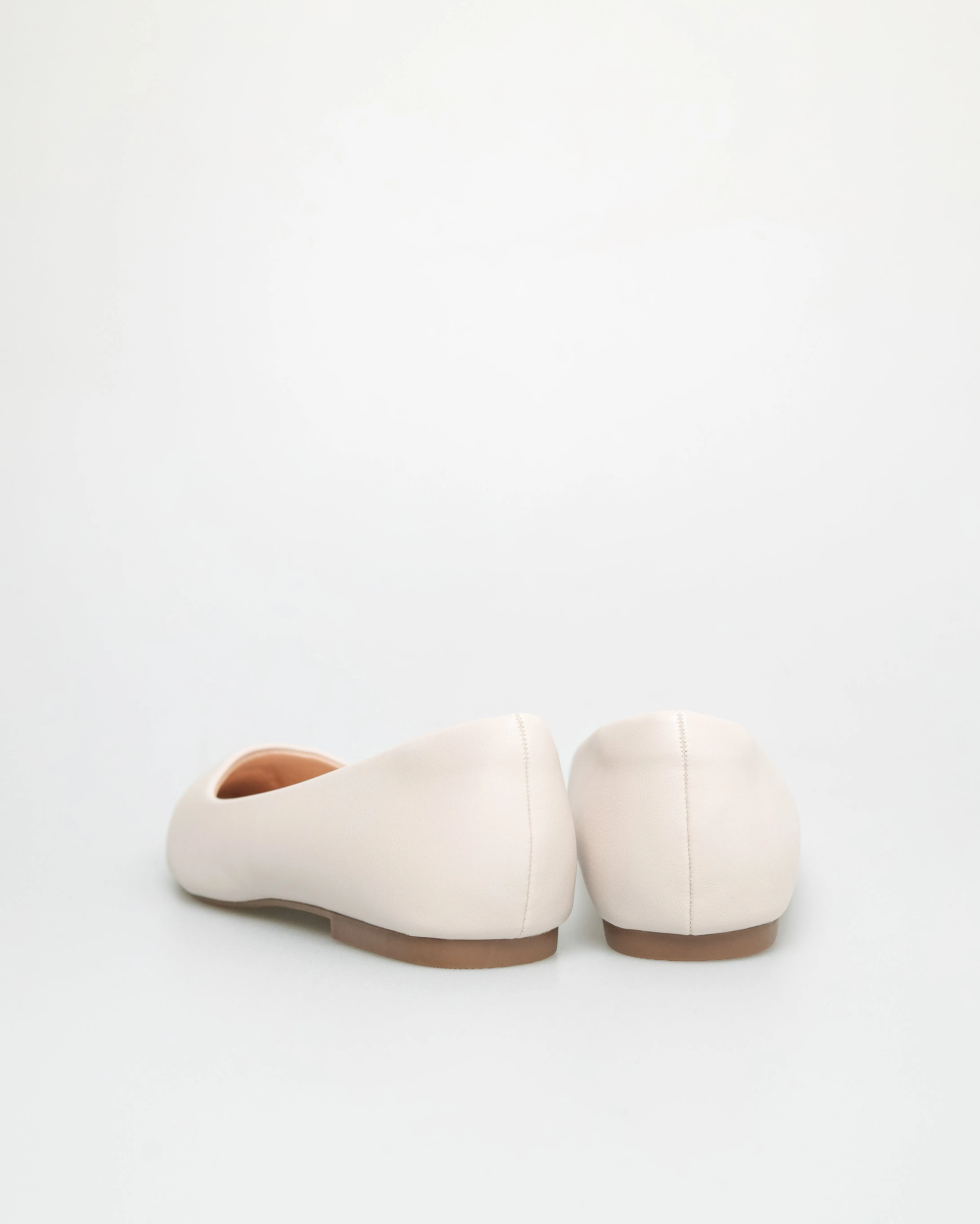 Tomaz NN348 Ladies Silver Cap Toe Flats