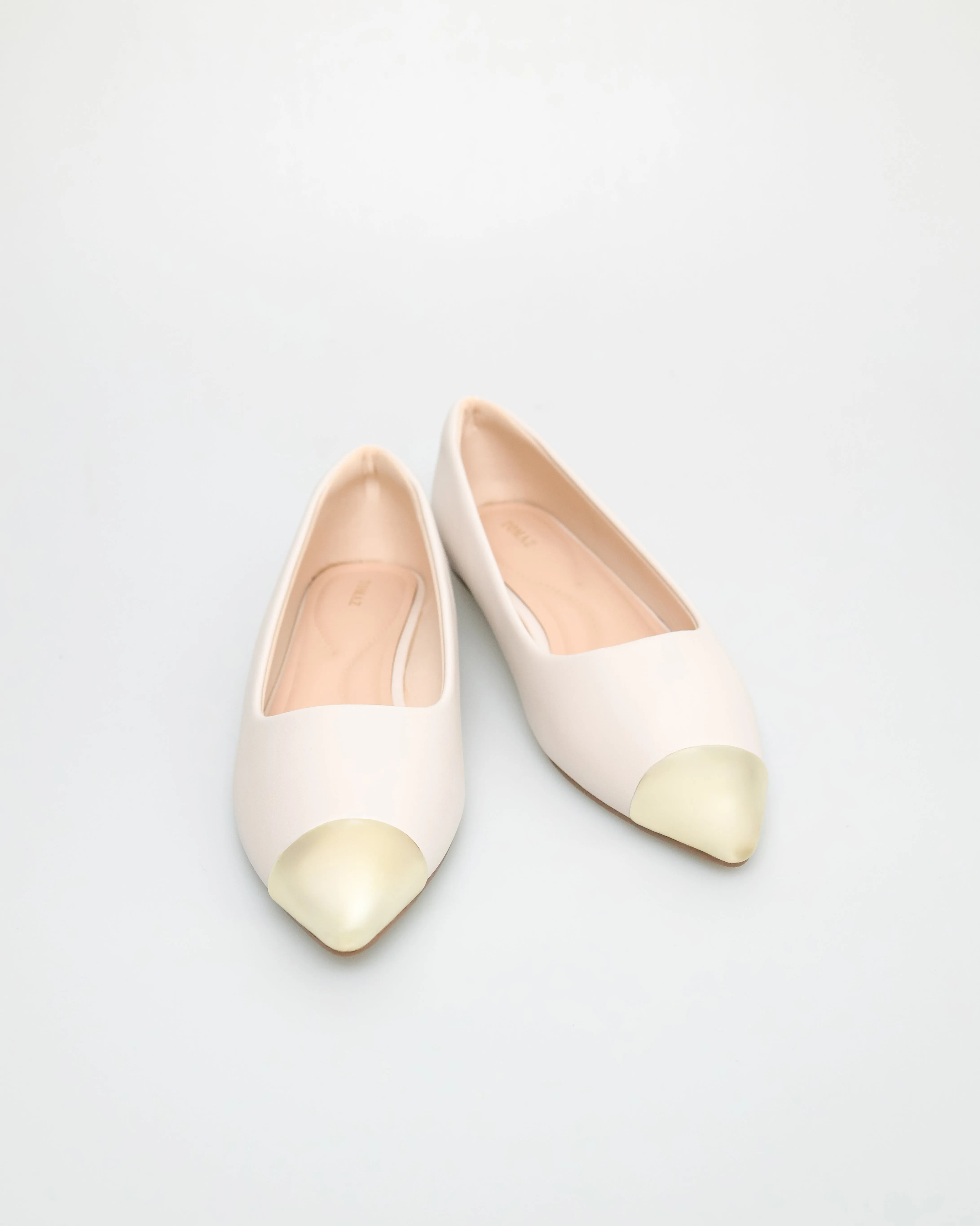 Tomaz NN348 Ladies Silver Cap Toe Flats