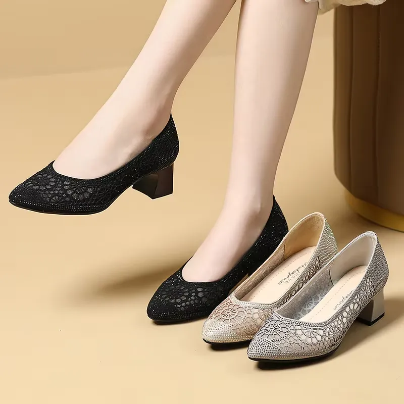 USS Shoes Maitte Women's Pointed Toe Pumps