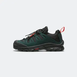 XT-Quest Low 2 x GR10K - Black/Ponderosa Pine-Flame Scarlet
