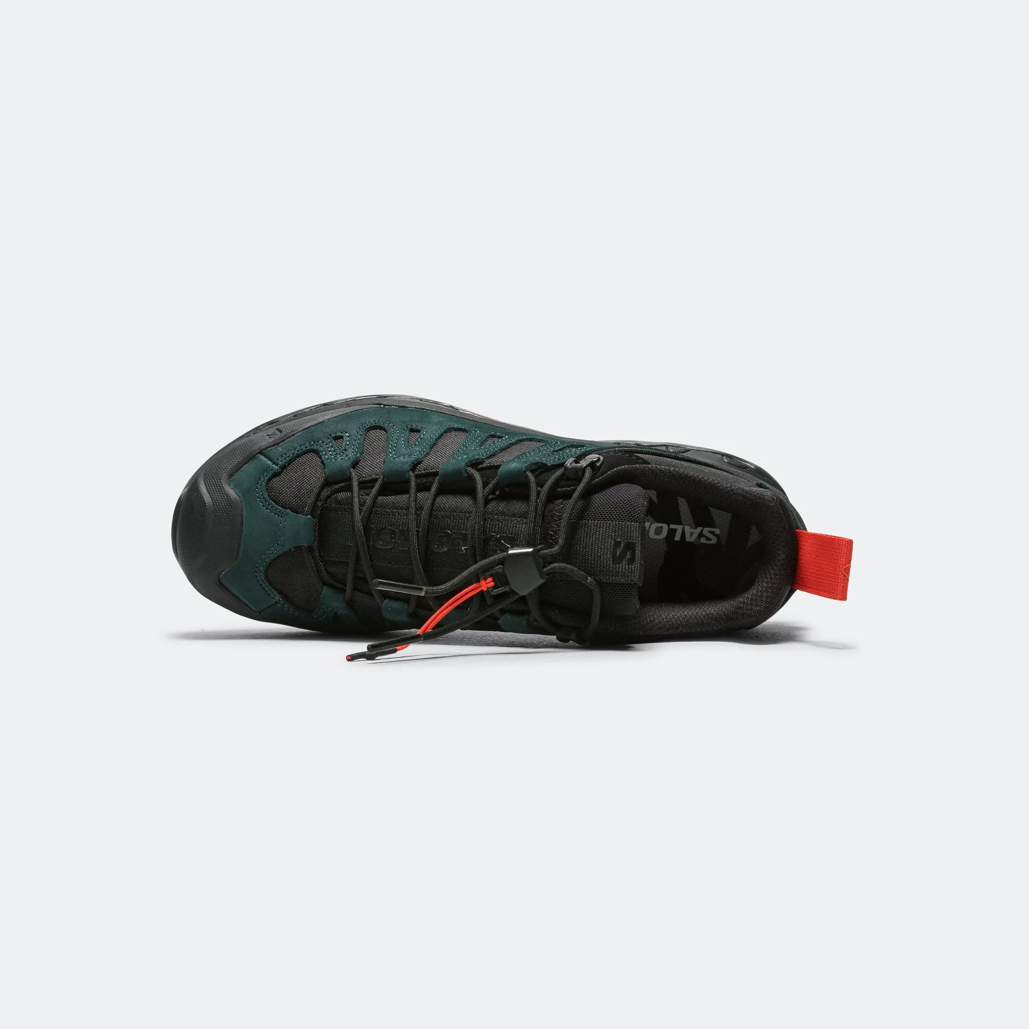 XT-Quest Low 2 x GR10K - Black/Ponderosa Pine-Flame Scarlet